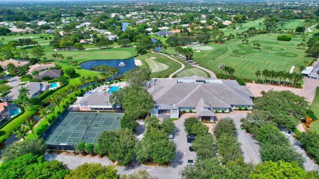 11 HOLLY, Boynton Beach, FL 33436