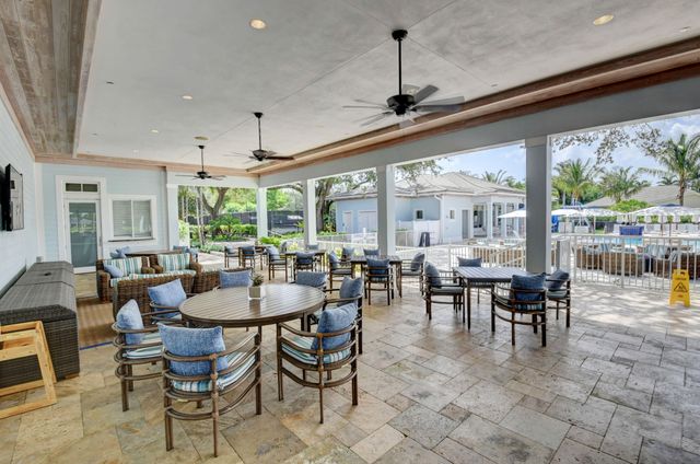 11 HOLLY, Boynton Beach, FL 33436