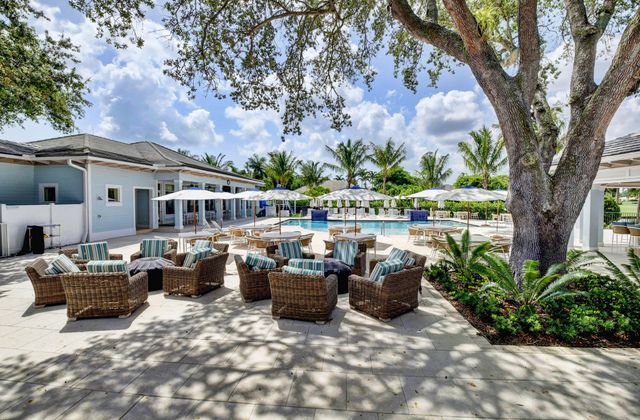 11 HOLLY, Boynton Beach, FL 33436