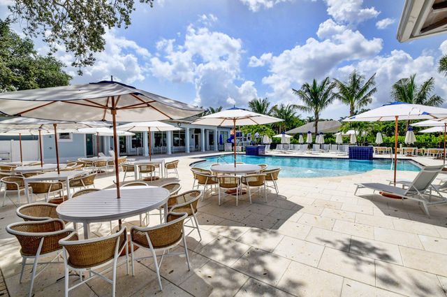 11 HOLLY, Boynton Beach, FL 33436