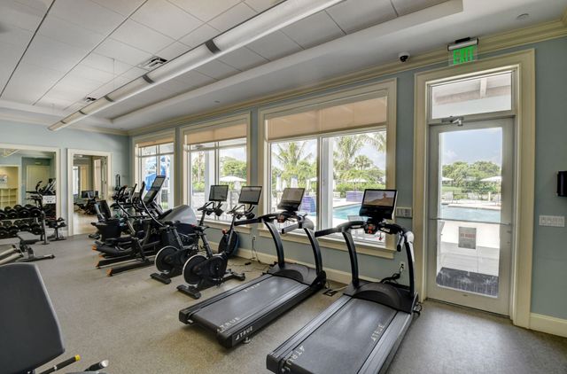 11 HOLLY, Boynton Beach, FL 33436