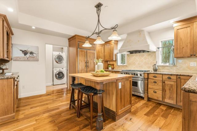 1060 Pajaro Hills Court, Royal Oaks, CA 95076