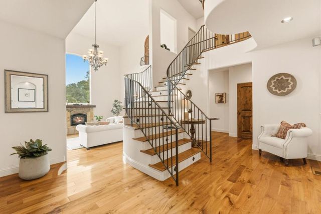 1060 Pajaro Hills Court, Royal Oaks, CA 95076