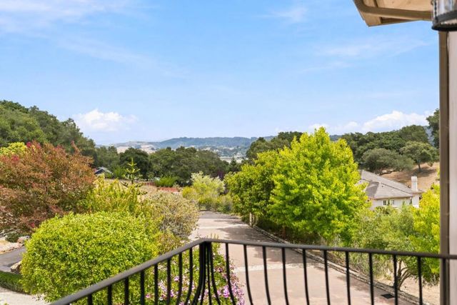 1060 Pajaro Hills Court, Royal Oaks, CA 95076