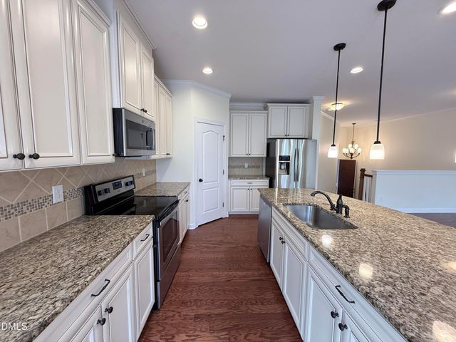 155 Alamosa Place, Cary, NC 27519