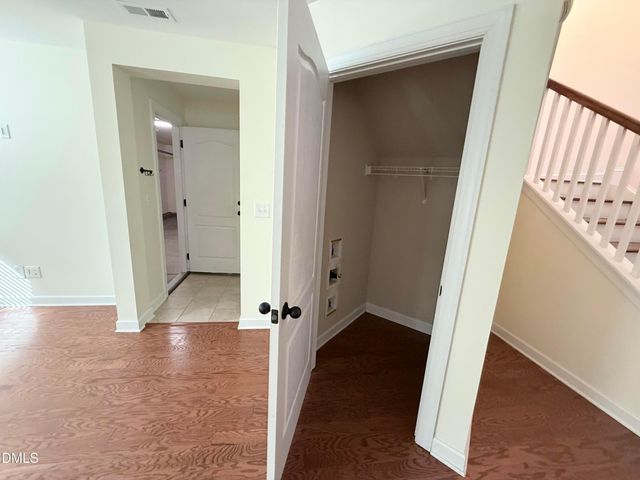 155 Alamosa Place, Cary, NC 27519