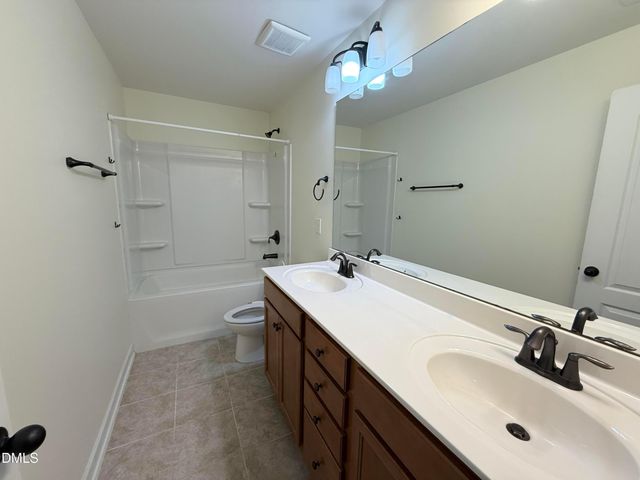 155 Alamosa Place, Cary, NC 27519