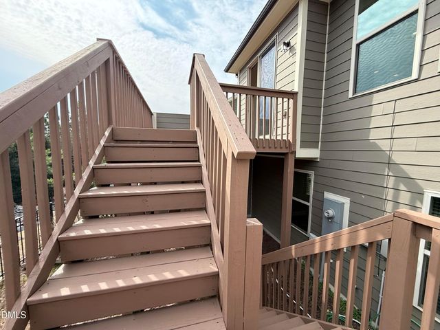 155 Alamosa Place, Cary, NC 27519