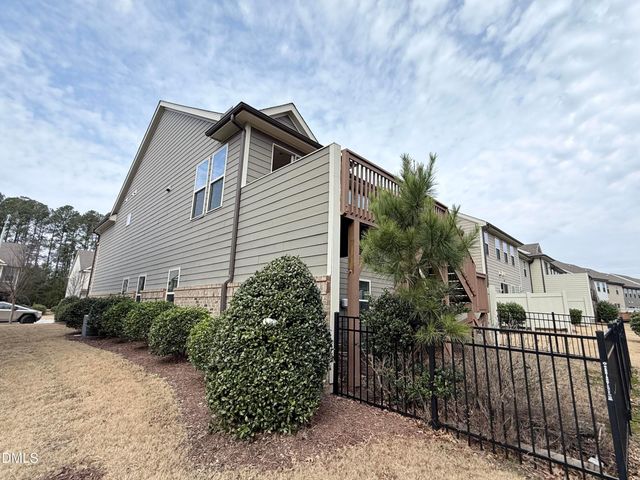 155 Alamosa Place, Cary, NC 27519