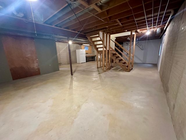 4216 White Ash Road, Crystal Lake, IL 60014