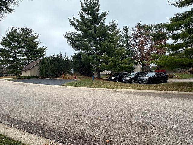 4216 White Ash Road, Crystal Lake, IL 60014