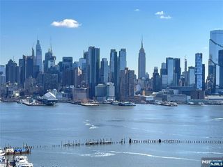 573 67th 2, West New York, NJ 07093
