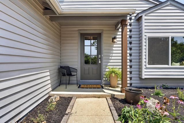 340 E Brittany Way, Ellettsville, IN 47429
