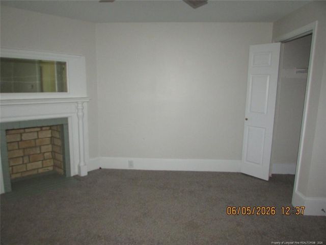 310 N McKay Avenue, Dunn, NC 28334