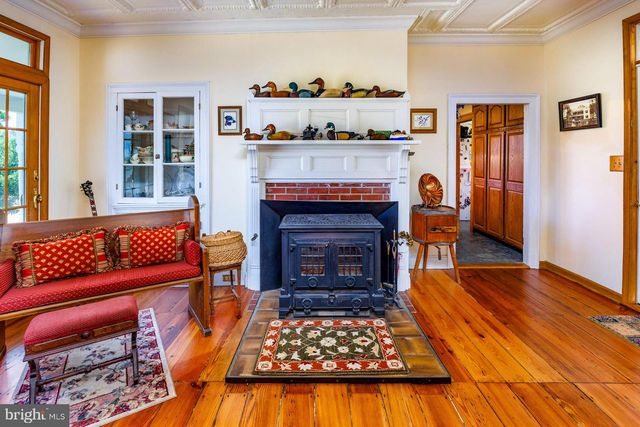 2208 HORNS POINT ROAD, Cambridge, MD 21613