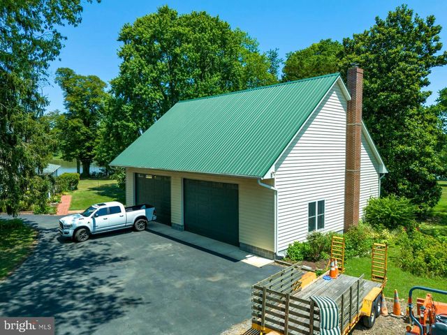 2208 HORNS POINT ROAD, Cambridge, MD 21613