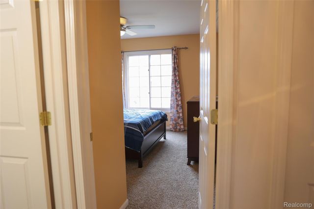13229 Highland Circle 51, Sterling Heights, MI 48312