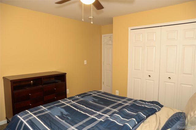 13229 Highland Circle 51, Sterling Heights, MI 48312
