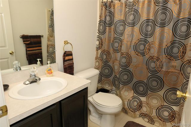 13229 Highland Circle 51, Sterling Heights, MI 48312