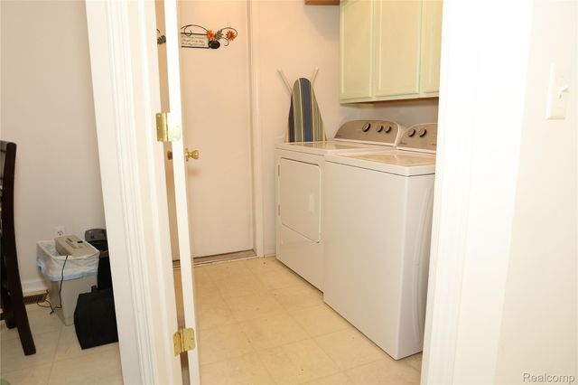 13229 Highland Circle 51, Sterling Heights, MI 48312
