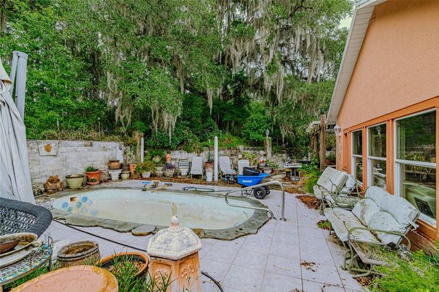 8845 NW 130TH STREET, Reddick, FL 32686