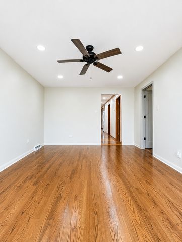 11401 S Lawndale Avenue, Chicago, IL 60655