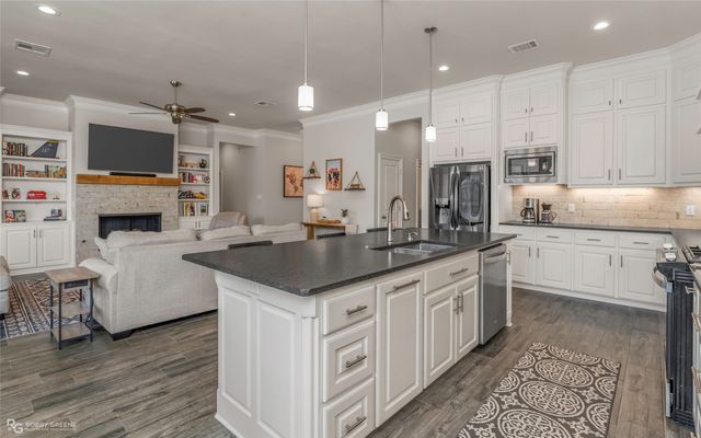 5126 Tensas Drive, Bossier City, LA 71111