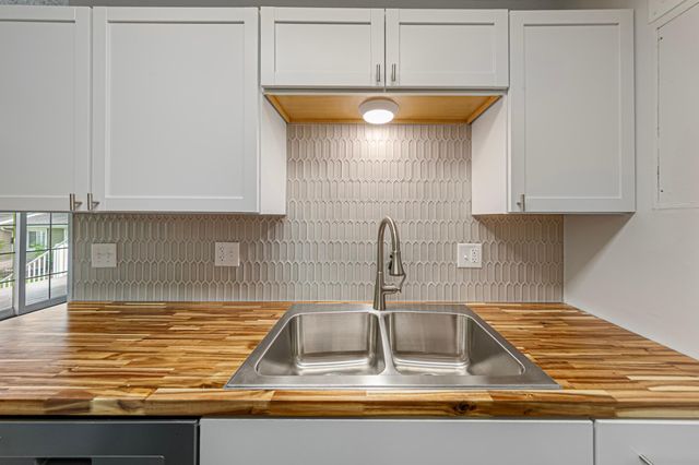 3320 River Bluff Drive 83, Eagan, MN 55121