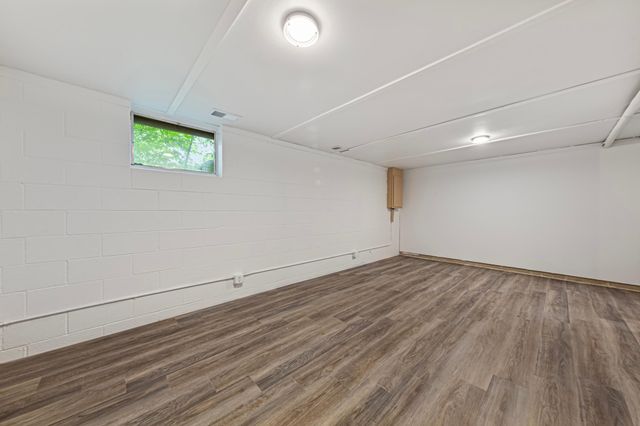 3320 River Bluff Drive 83, Eagan, MN 55121