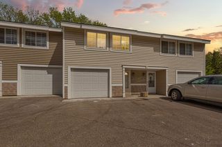 3320 River Bluff Drive 83, Eagan, MN 55121