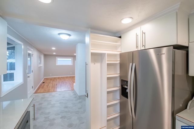 3324 Ferndell St NE, Salem, OR 97301