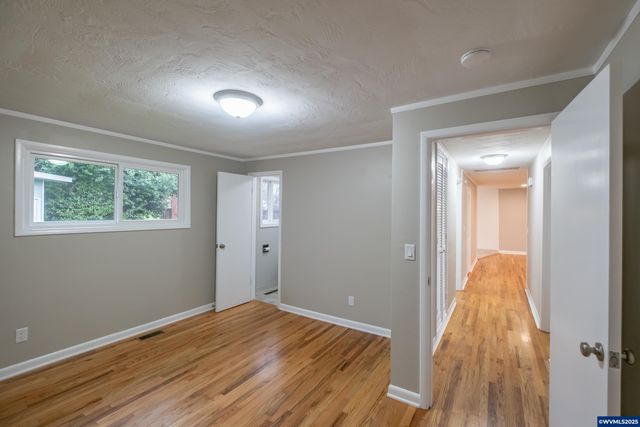 3324 Ferndell St NE, Salem, OR 97301