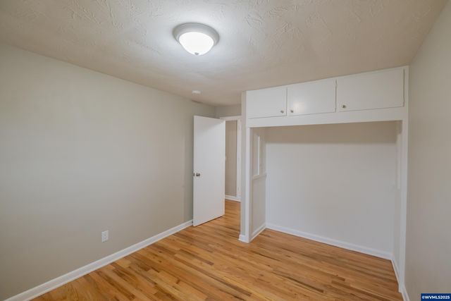 3324 Ferndell St NE, Salem, OR 97301