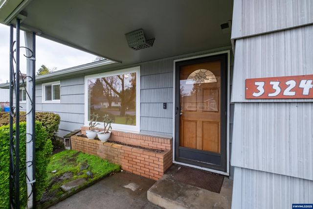 3324 Ferndell St NE, Salem, OR 97301