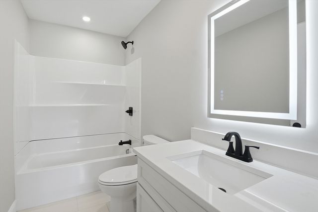 12 Benham Street, Worcester, MA 01604