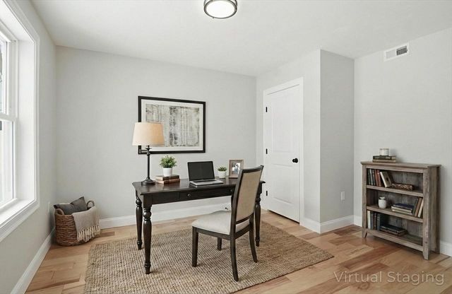 12 Benham Street, Worcester, MA 01604