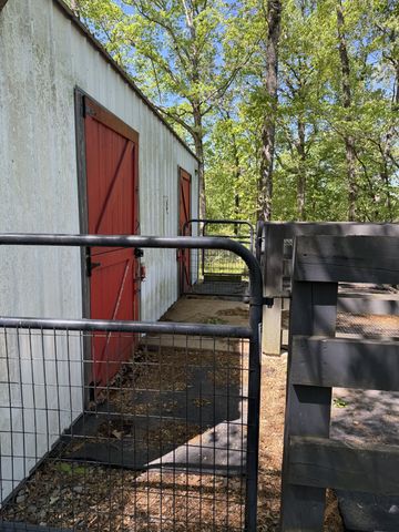 3010 Spencer Mill Rd, Bon Aqua, TN 37025