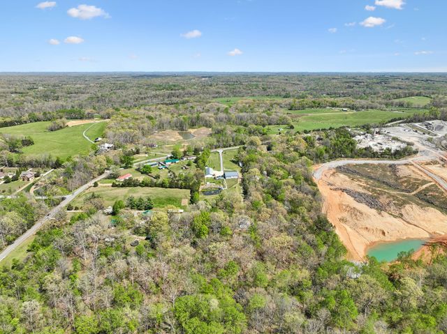 3010 Spencer Mill Rd, Bon Aqua, TN 37025