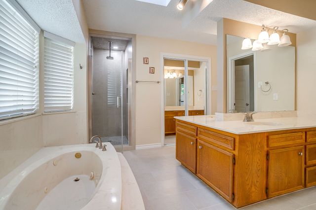 4013 Timberidge Drive, Irving, TX 75038