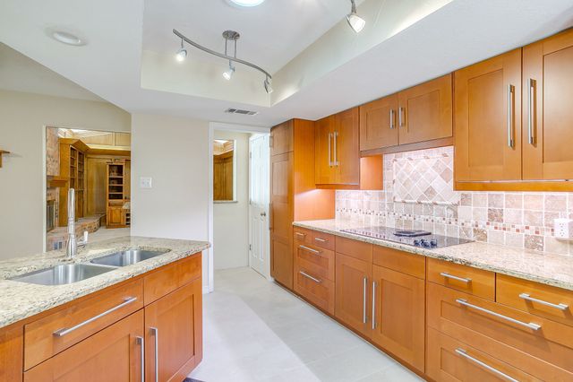 4013 Timberidge Drive, Irving, TX 75038