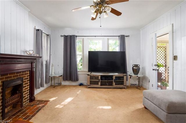 4010 S Main Street, Winston-salem, NC 27127