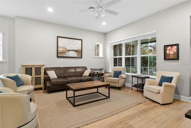 855 OAKLAND PARK BOULEVARD, Winter Garden, FL 34787