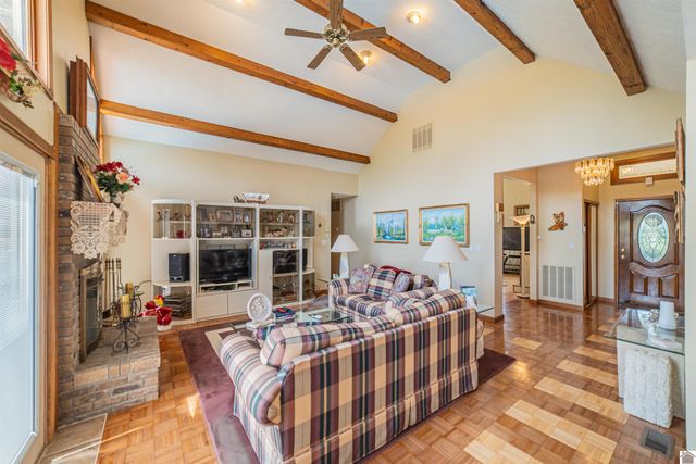 783 Ostle Loop, Grand Rivers, KY 42045