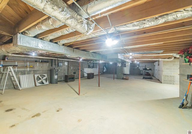 783 Ostle Loop, Grand Rivers, KY 42045