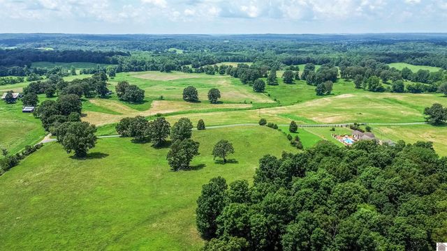 783 Ostle Loop, Grand Rivers, KY 42045