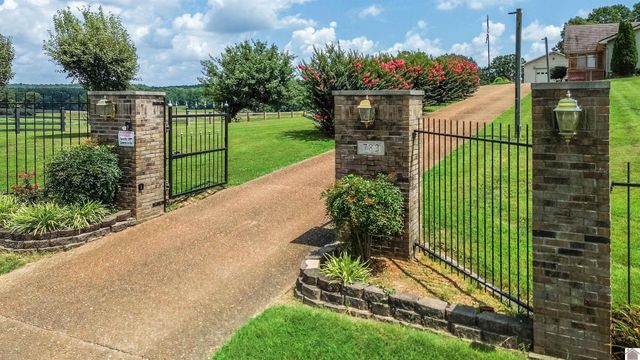 783 Ostle Loop, Grand Rivers, KY 42045