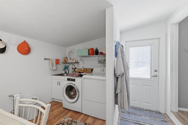 1674 UNIVERSITY PKWY 41, Sarasota, FL 34243