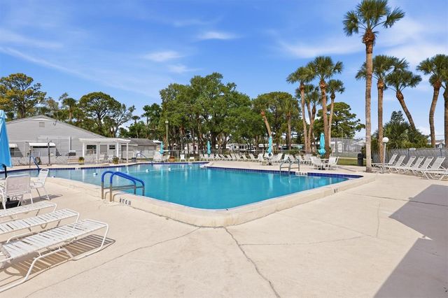 1674 UNIVERSITY PKWY 41, Sarasota, FL 34243