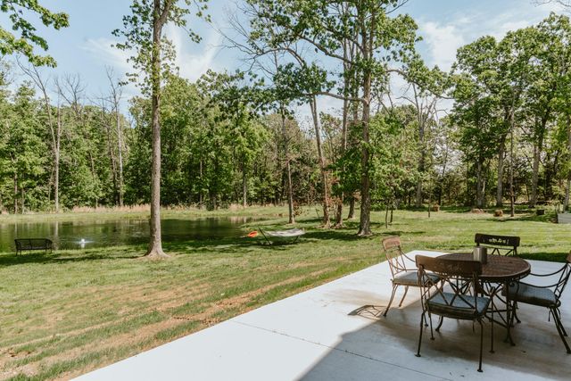 7128 E Farm Road 84, Strafford, MO 65757