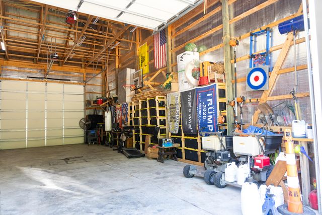 7128 E Farm Road 84, Strafford, MO 65757